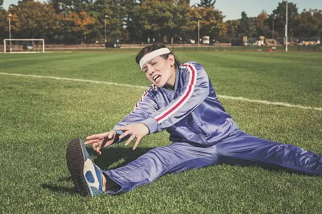 Knee Osteoarthritis: Effective Non-Drug Treatments Explored