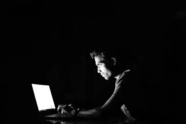 Data Breach Surge: Securing Personal Information & Privacy