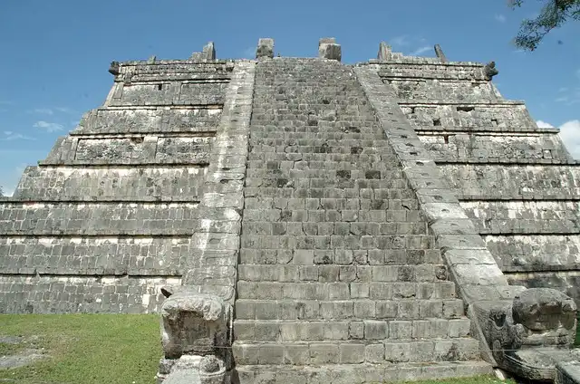 Royal Tomb Discovered at Maya City Caracol, Belize