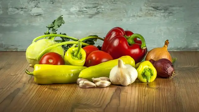Onion Tears & Sensory Perception: The Gap in Self-Assessment